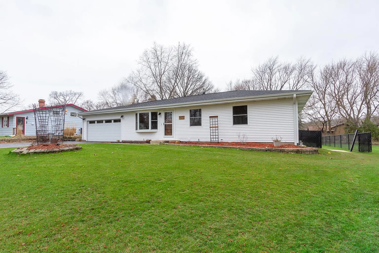 433 Orion Rd photo 1