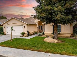 2287 Pacific Ct, Madera, CA 93637