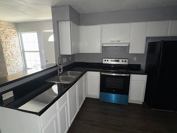 3rd image of 10100 Brownie Dr APT A
