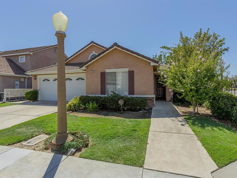 1st image of 2535 Santa Maria Ave
