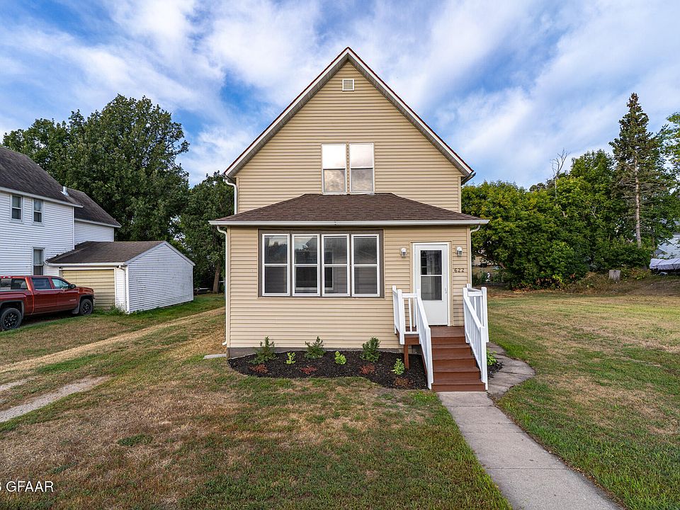 1st image of 622 Holly Ave