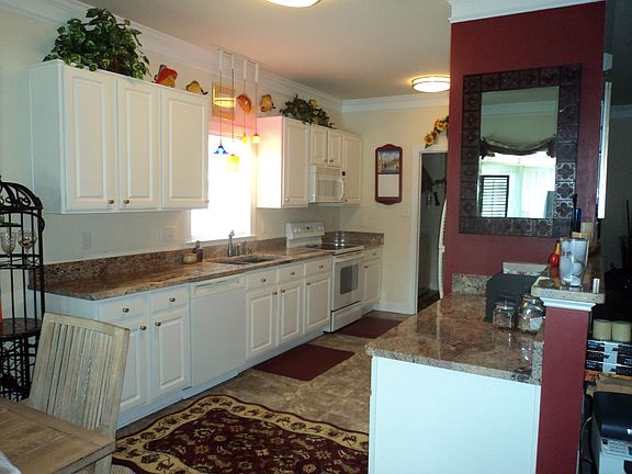 4th image of 1426 E Overlook Dr