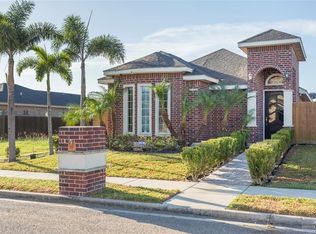1810 Leann Rimes Rd, Edinburg, TX 78542