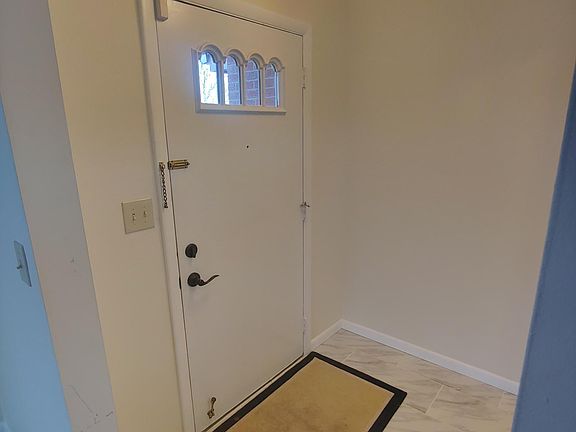 5th image of 1236 Donson Dr