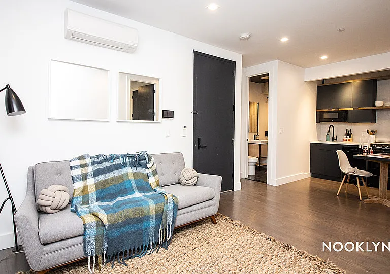 115 Clifton Pl #2B — Photo 8