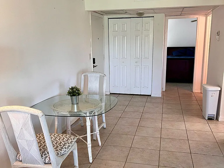 1086 Forest Lakes Dr #305 — Photo 7