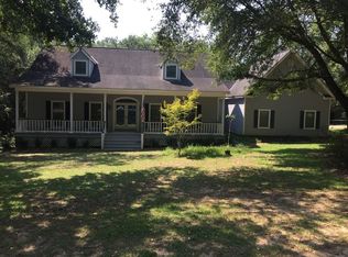 15711 Danne Rd, Fairhope, AL 36532