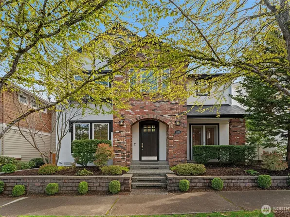 1838 11th Ave NE, Issaquah, WA 98029