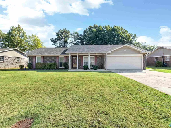 1930 Dresden Dr SW, Decatur, AL 35603