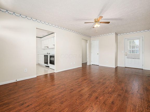 4th image of 301 Buckingham Dr #301