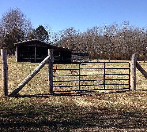 2nd image of 3361 N Grundy Quarles Hwy