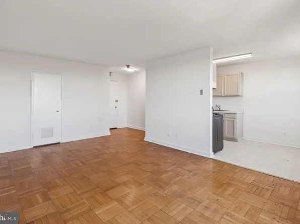 2601 Pennsylvania Ave APT 947, Philadelphia, PA 19130
