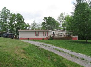 150 Collins Ln, Bluefield, WV 24701