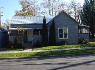 110 E 11th St APT B, Medford, OR 97501