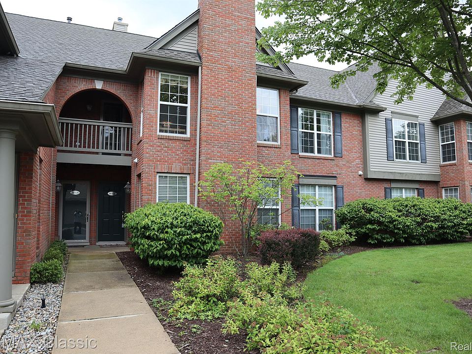 1st image of 28522 Carlton Way Dr