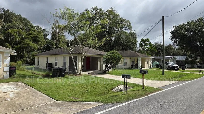 3 bed, 2.0 bath, 1130 sqft, $1,495 — Photo 2