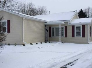 2323 Sunset Ave, Springfield, OH 45505