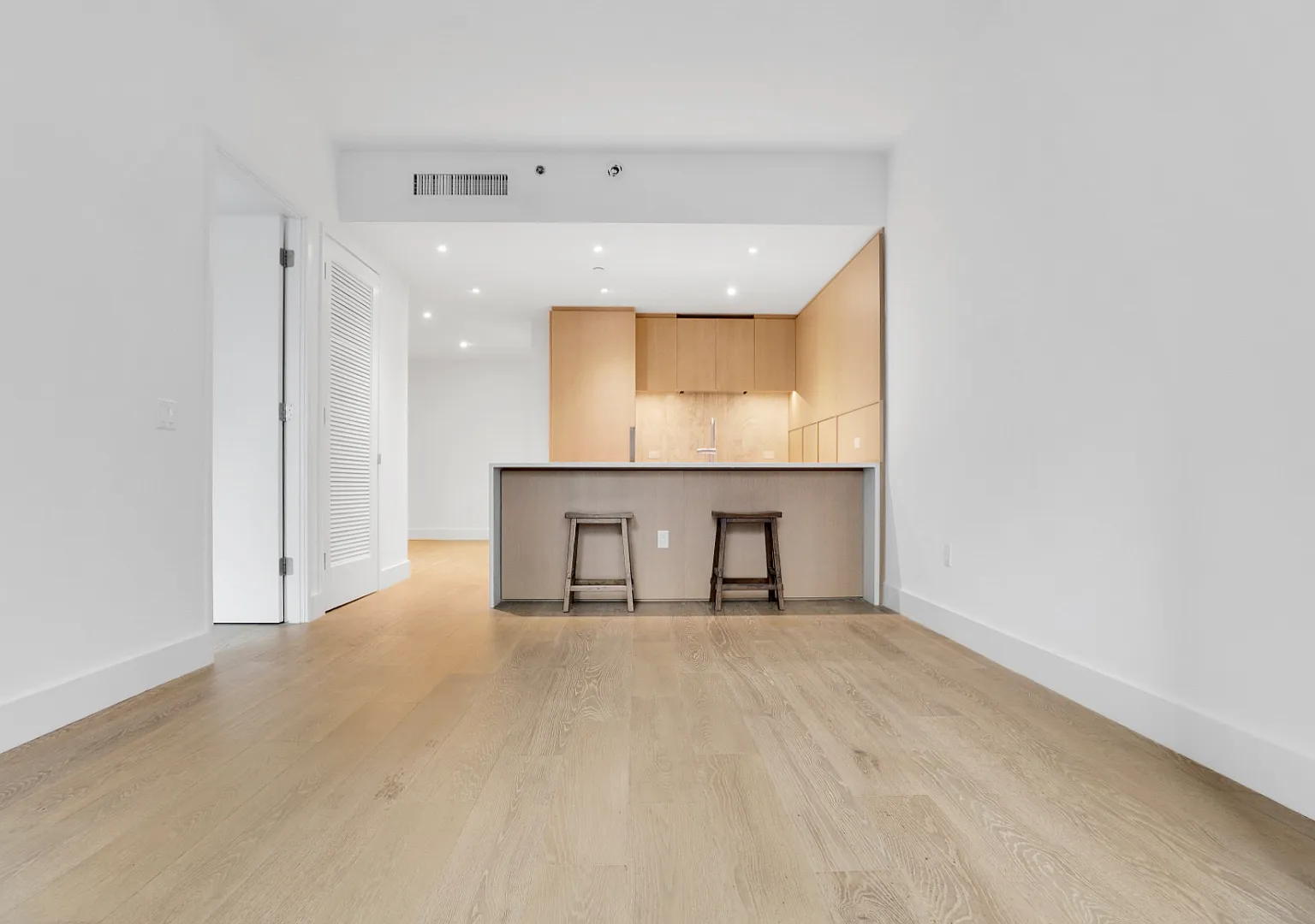 10 Nevins Street — Photo 2