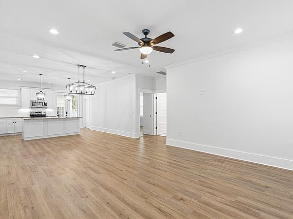 2nd image of 3923 W GRAY STREET