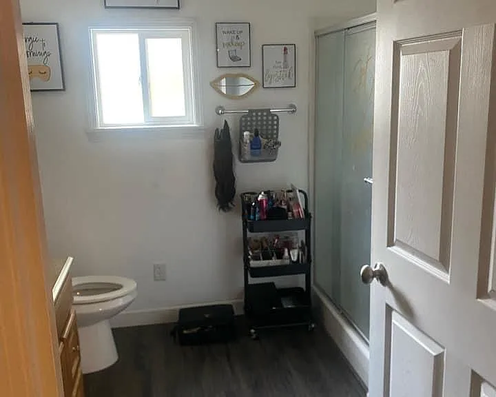 1706 W Chestnut St #A — Photo 6