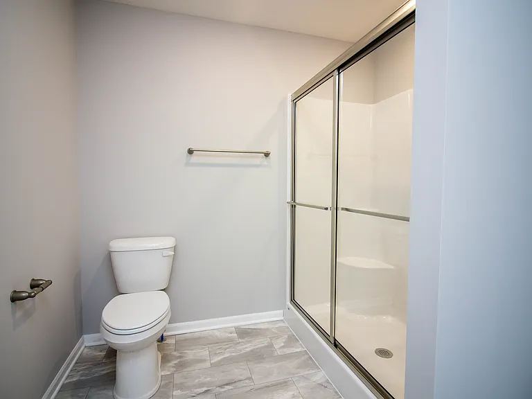 1003 W Hamilton Rd N — Photo 23