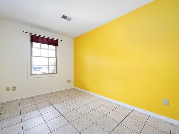 5th image of 917 Glen Echo Dr