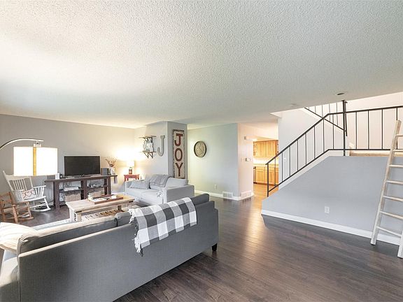 2nd image of 9157 E Oxford Dr