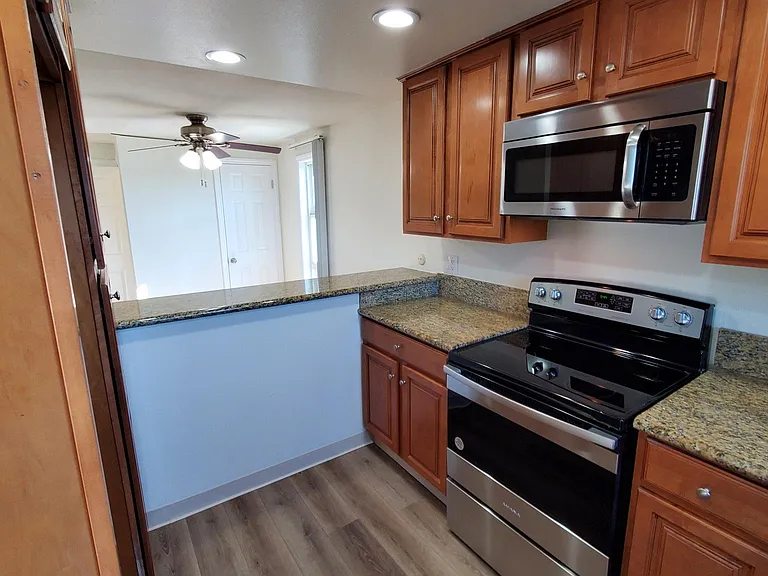 725 Domingo Dr — Photo 26