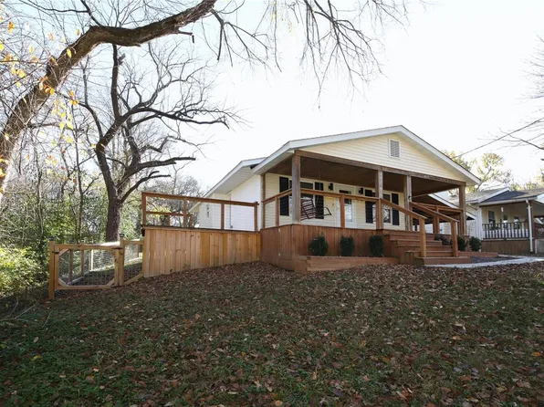 246 Kiowa St, Edwardsville, IL 62025