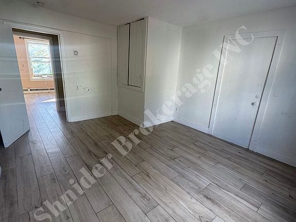 2nd image of 53A Lander St #1