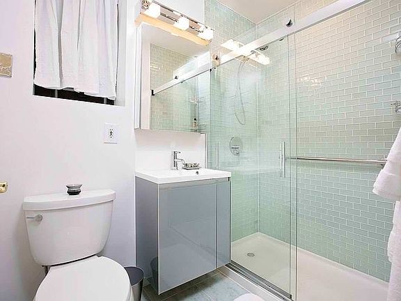 5th image of 519 W 135th St APT 2B