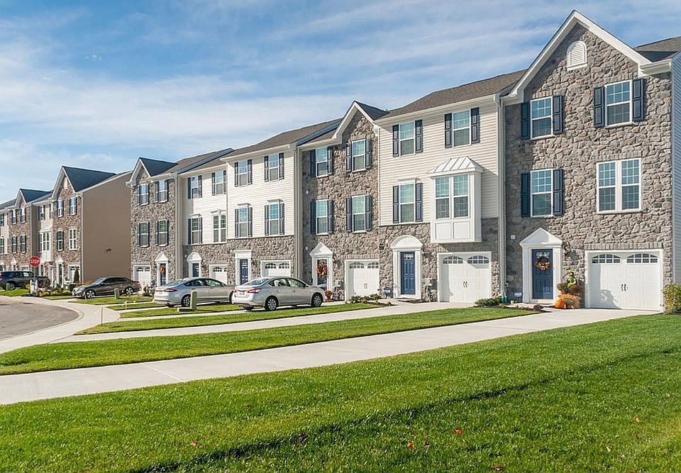 End Unit, Stone-facia, Front
