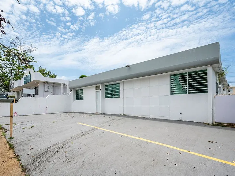 Urb Crown Hills 127 Calle Carite — Photo 4