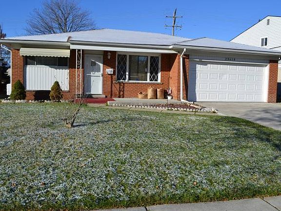 2nd image of 29419 Van Laan Dr