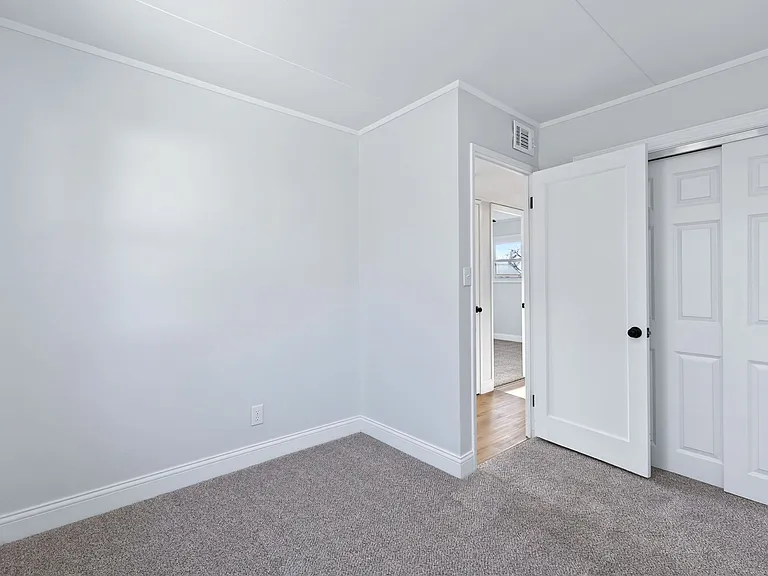 5345 Middlebury Rd — Photo 18