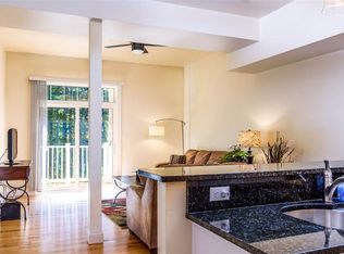 116 Piscataqua Rd #A, Durham, NH 03824