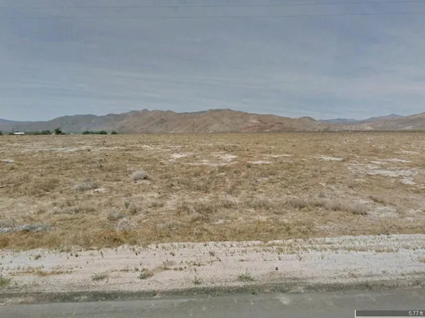 Cholla Rd, Cantil, CA 93519