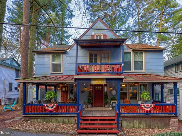 204 5th St #L-0020, Mount Gretna, PA 17064