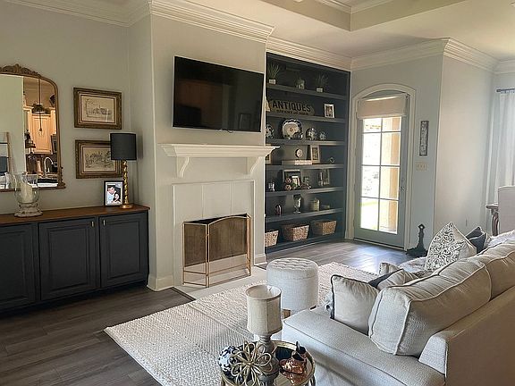 5th image of 300A Highland View Dr