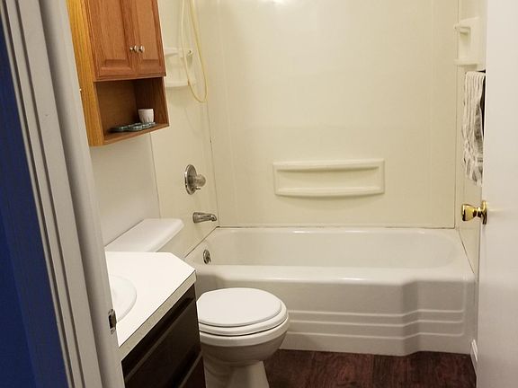 4th image of 37 W Linwood Ave