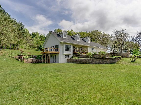 5th image of W3800 County Road B