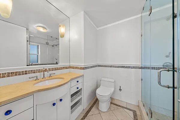 Sold by Keller Williams NYC | media 32