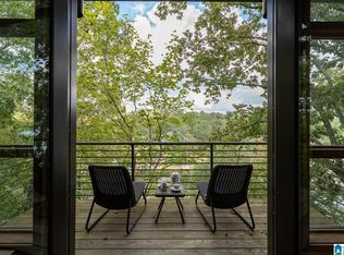 205 W Sunset Blvd, Oneonta, AL 35121