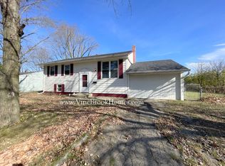 3651 Decamp Dr, Indianapolis, IN 46226