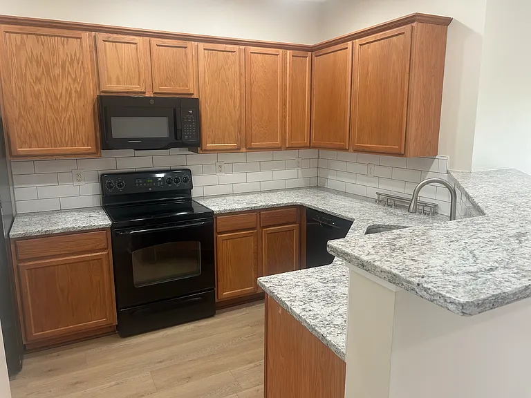 106 Church St #106 — Photo 4