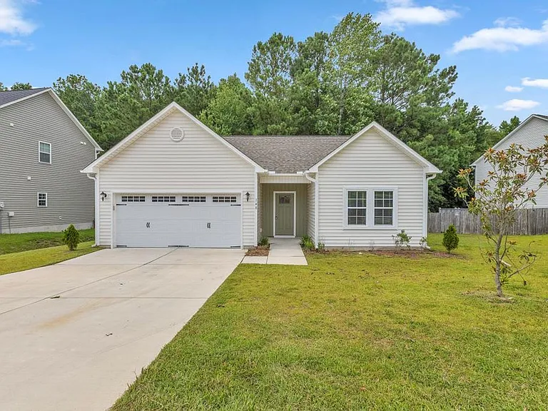 148 Broadleaf Dr — Photo 1