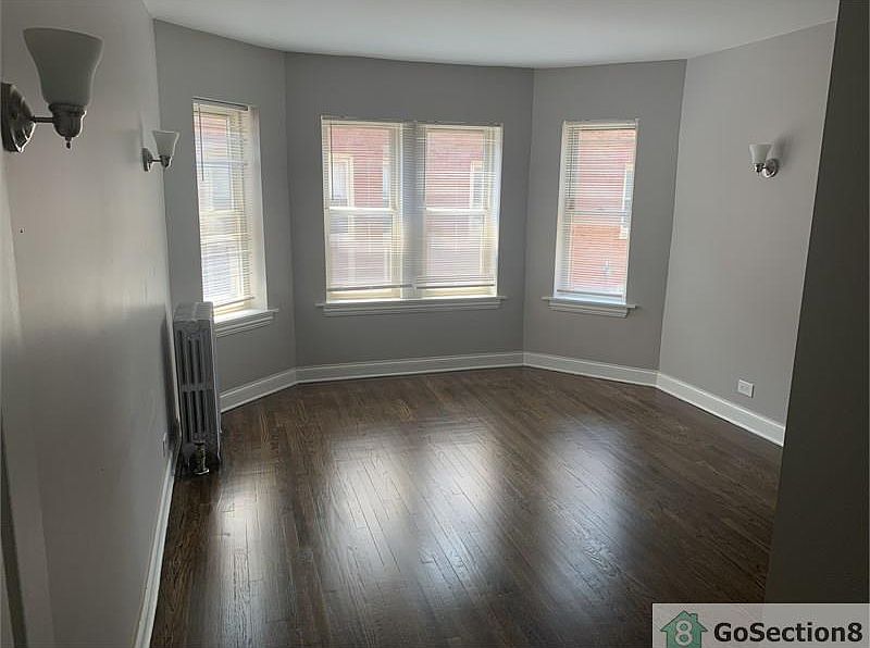 1st image of 7625 S East End Ave #1E