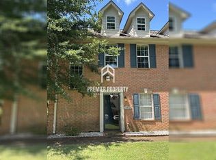 8512 Farmington Blvd, Germantown, TN 38139