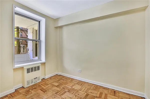 Sold by Remax Edge | media 14