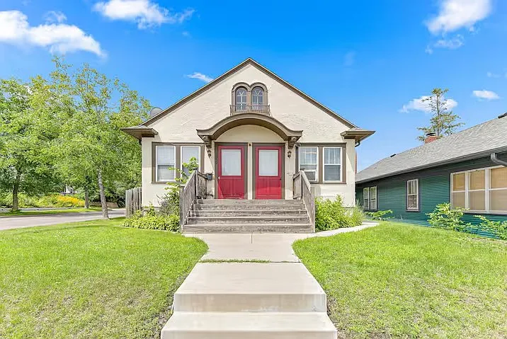 1157 Charles Ave #1157